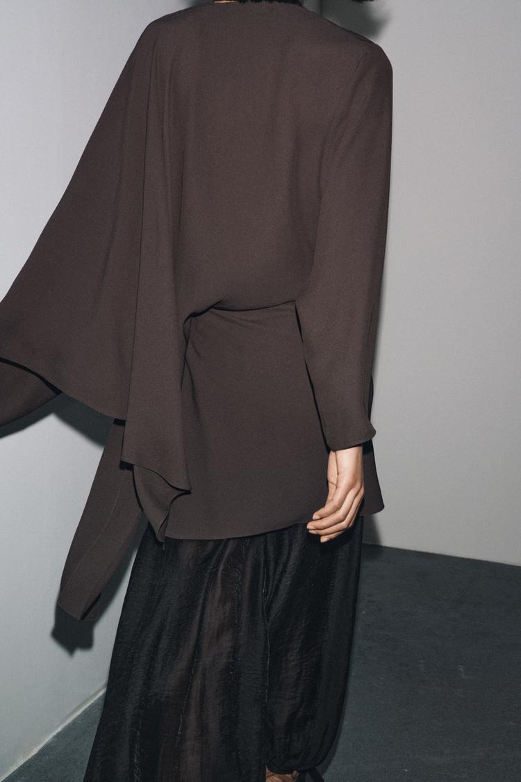 Zara ulazi u novu fazu inspirisanu Phoebe Philo i Saint Laurent estetikom 08657201716 a4 Zara ulazi u novu fazu inspirisanu Phoebe Philo i Saint Laurent estetikom