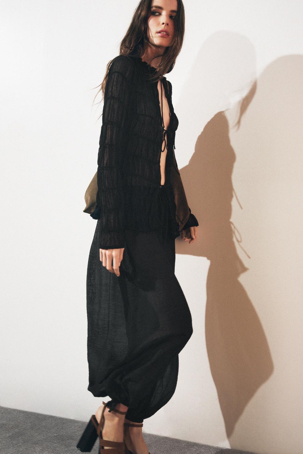 Zara ulazi u novu fazu inspirisanu Phoebe Philo i Saint Laurent estetikom 09325102800 p Zara ulazi u novu fazu inspirisanu Phoebe Philo i Saint Laurent estetikom