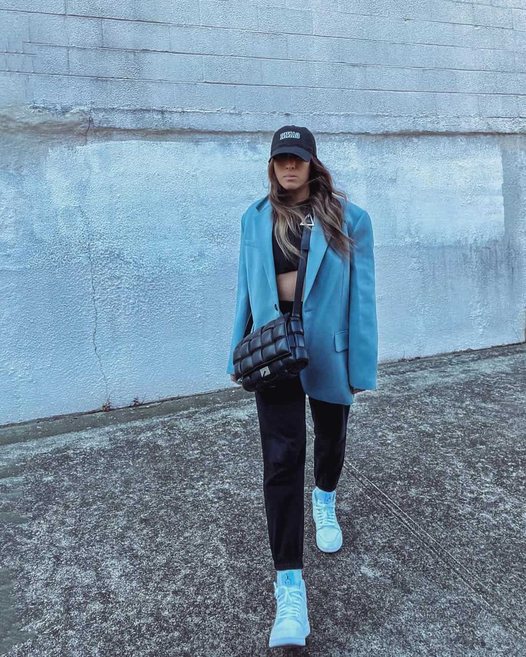 Kako stilizovati blejzer ove jeseni na 11 načina SnapInsta.to 275996658 114434281067458 8105315753328086580 n min Kako stilizovati blejzer ove jeseni na 11 načina