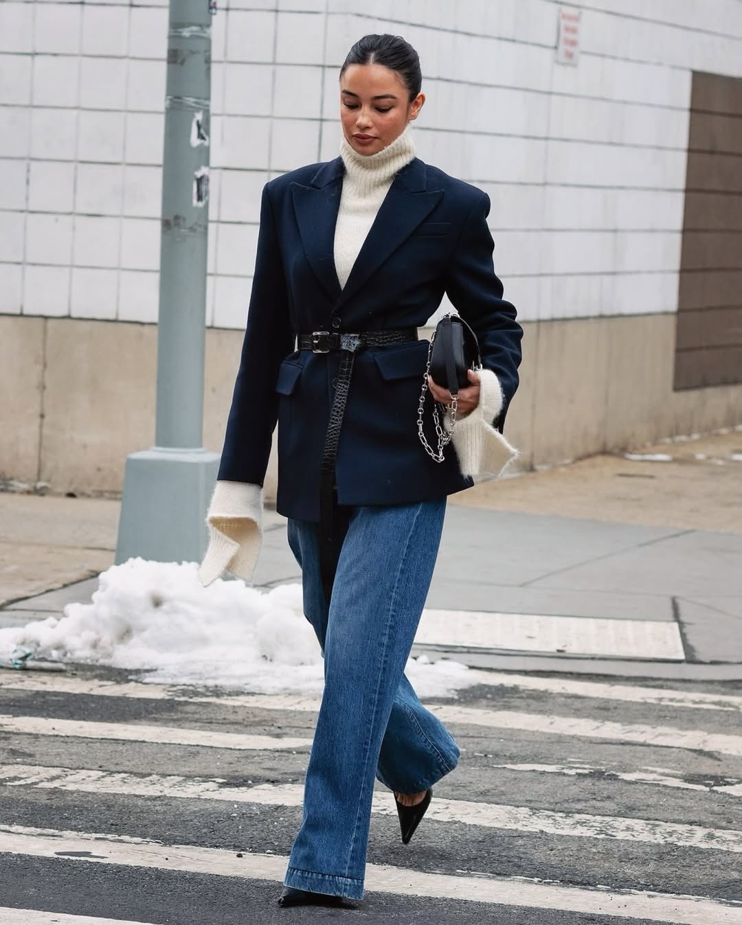 Kako stilizovati blejzer ove jeseni na 11 načina SnapInsta.to 477316094 18021210797651926 6132076078682649849 n Kako stilizovati blejzer ove jeseni na 11 načina