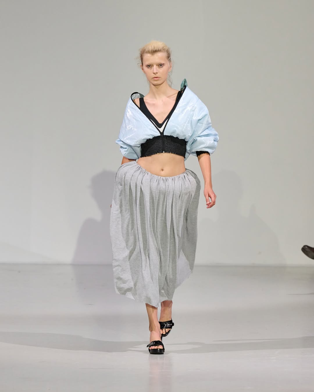 SnapInsta.to 528805190 18522420058039919 3284682448932069441 n Najzapaženiji modni trendovi na Copenhagen Fashion Week u za SS26