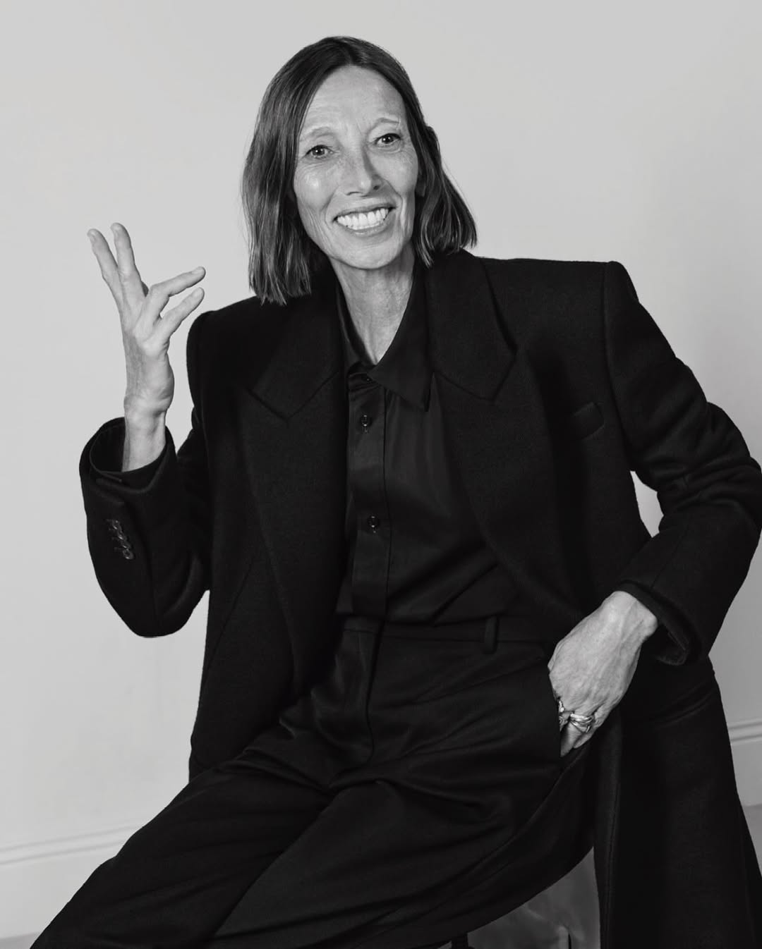 SnapInsta.to 539533359 18524295928061998 8791245101161848688 n Sarah Burton predstavila kampanju za Givenchy koja slavi jedinstvenost i prirodnu lepotu