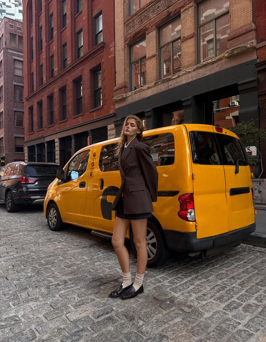 06541710700 a1t Kancelarijski stil kao manifest: 5 ključnih trendova za JZ25