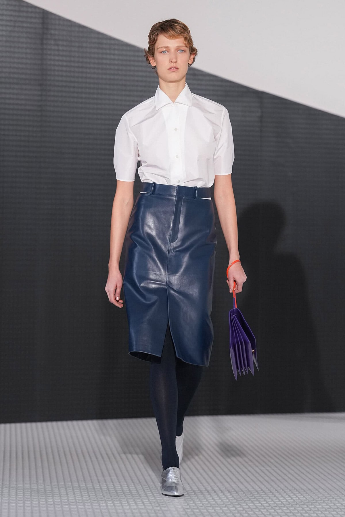 Jil Sander Spring 2026 1 min Simone Bellotti resetuje Jil Sander, ali sa dozom optimizma