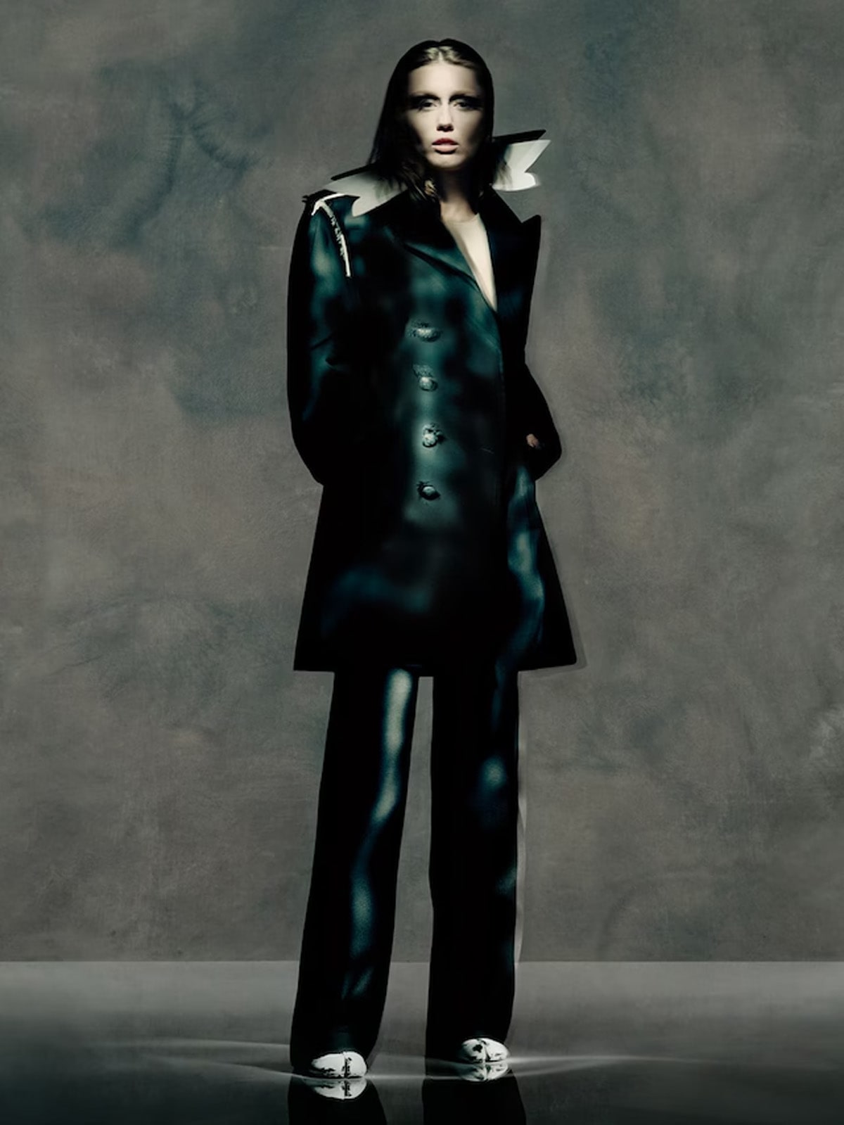 Maison Margiela AW25 starring Miley Cyrus 8 min Miley Cyrus je prvo zaštitno lice Maison Margiele, evo šta to znači