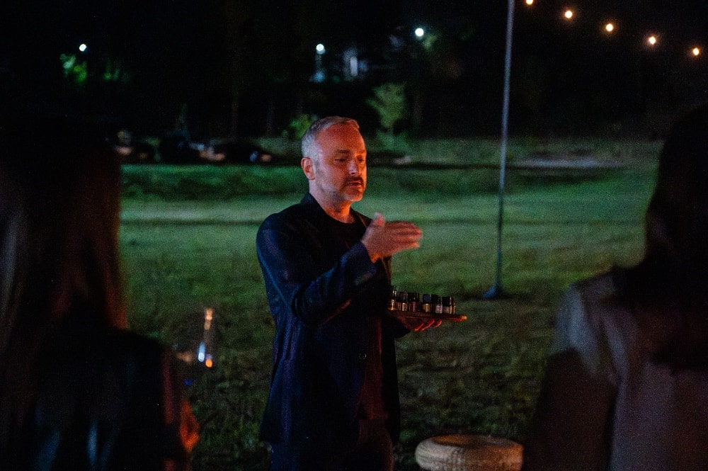 Defend Your Nature: Bili smo na jedinstvenom Defender putovanju kroz Istočnu Srbiju Momcilo Antonijevic travar min Defend Your Nature: Bili smo na jedinstvenom Defender putovanju kroz Istočnu Srbiju