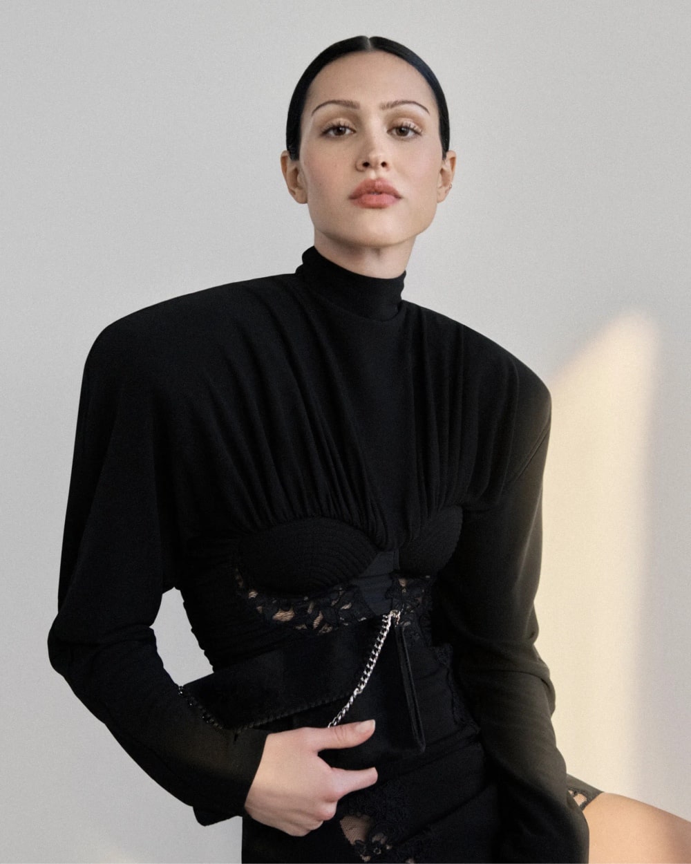 SMC WI25 CAMPAIGN ROLL OUT MASTER CROPS NO LOGO 4x5 24 min Eva Mendes u glavnoj ulozi Stella McCartney Winter 2025 kampanje