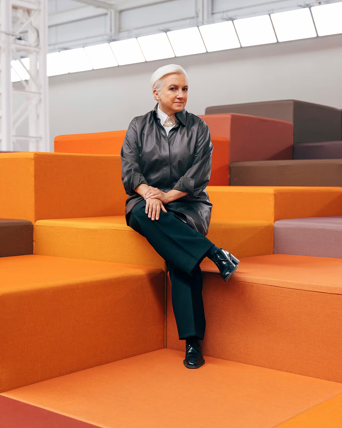 Silvia Venturini Fendi Steps Down as Fendi Creative Director 1 min Kraj jedne ere u Fendiju: Silvia Venturini Fendi napušta poziciju kreativne direktorke