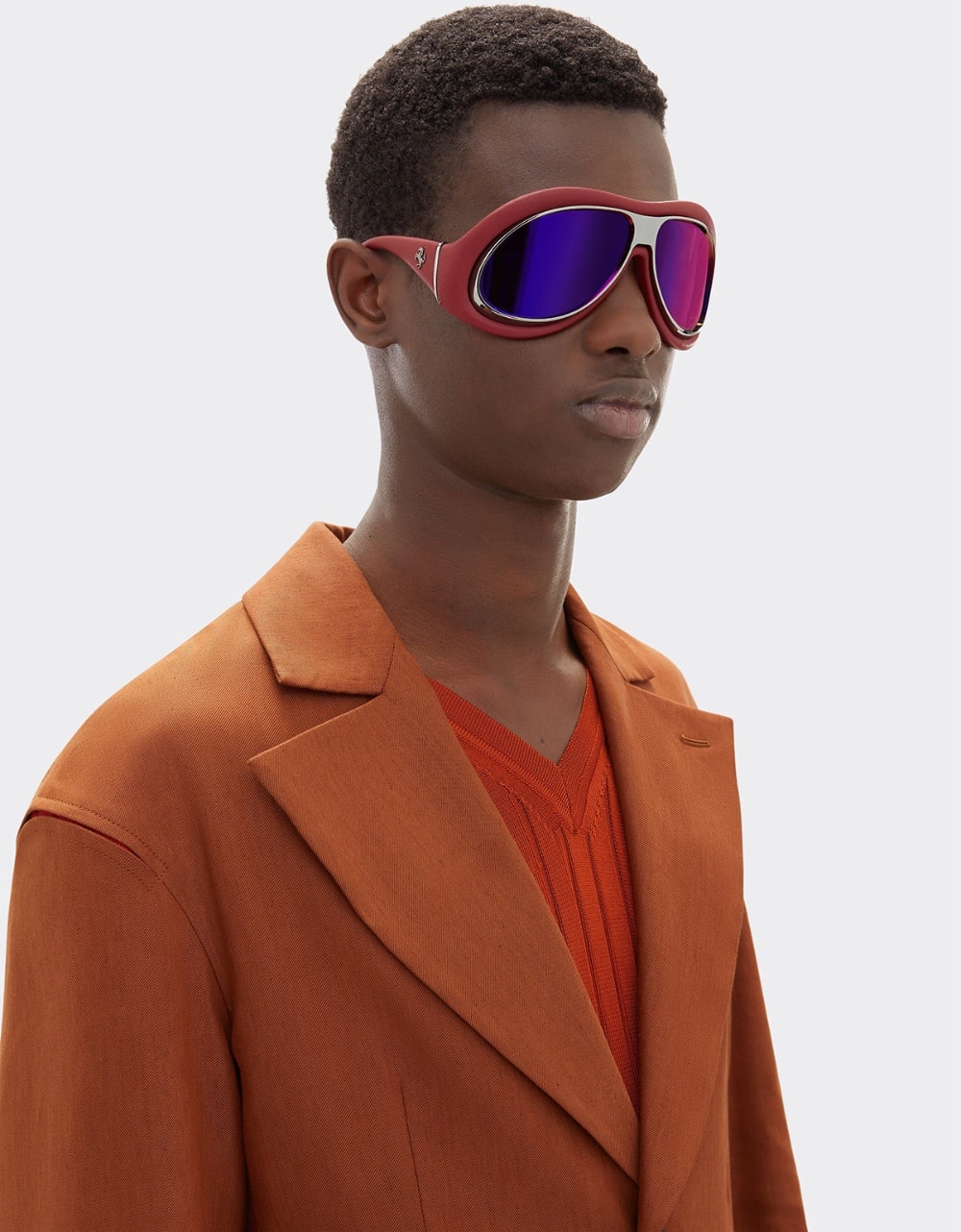 ferrari naocare 3 min Ferrari je izbacio naočare od materijala od kojih prave i enterijere automobila?