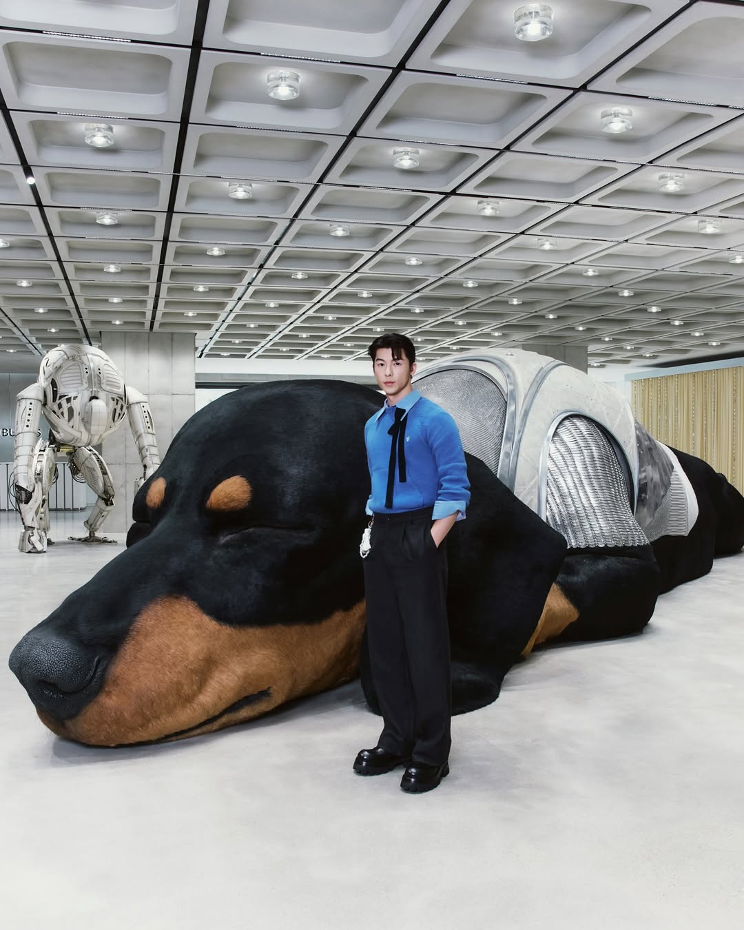 snapins ai 3717009054527171199 min Zavirite u HAUS NOWHERE SEOUL: Tri sprata ludila mode, umetnosti i avangarde