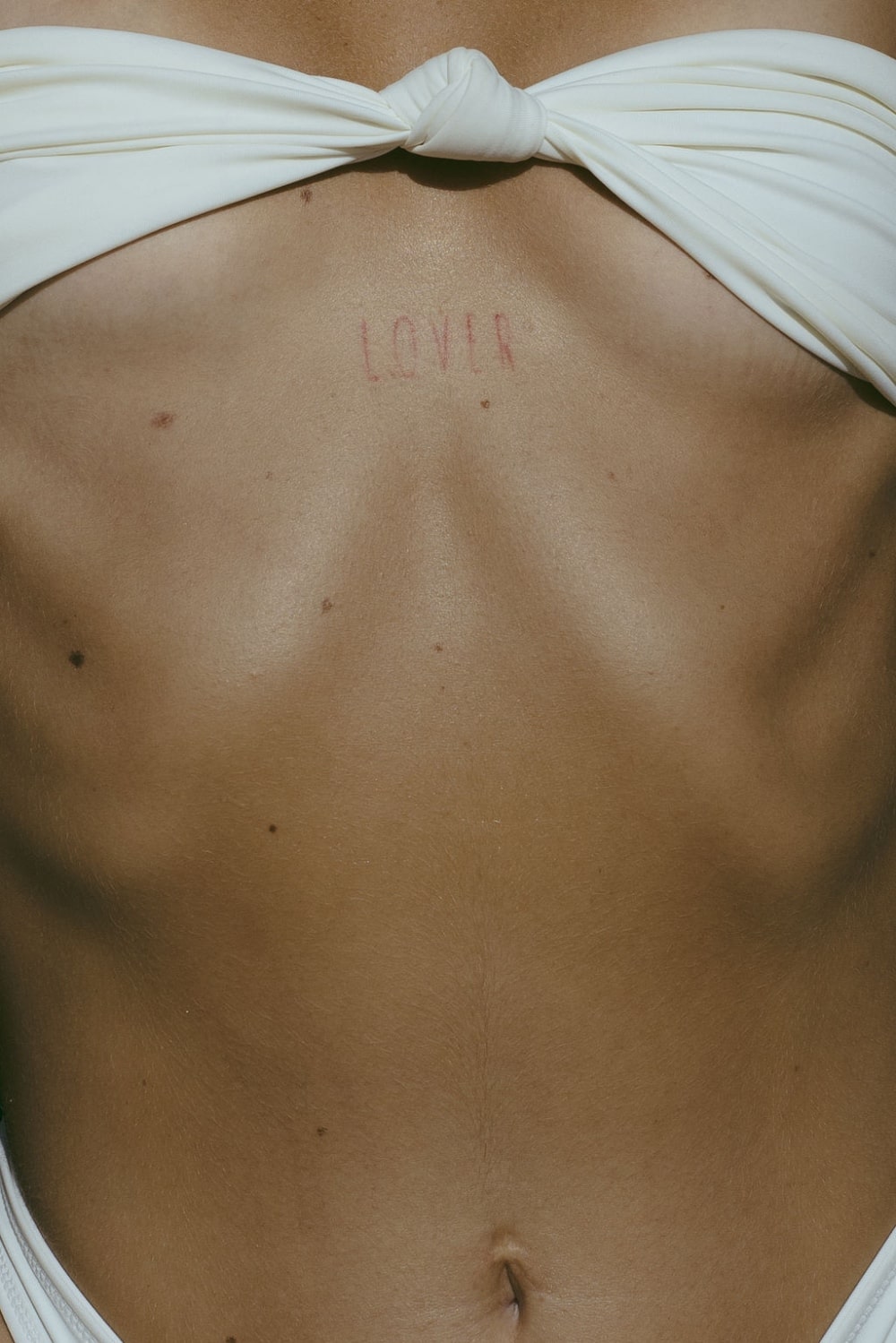 algoritamski flert 3 min Kako AI menja dejting i da li nam pomaže da pronađemo ljubav?