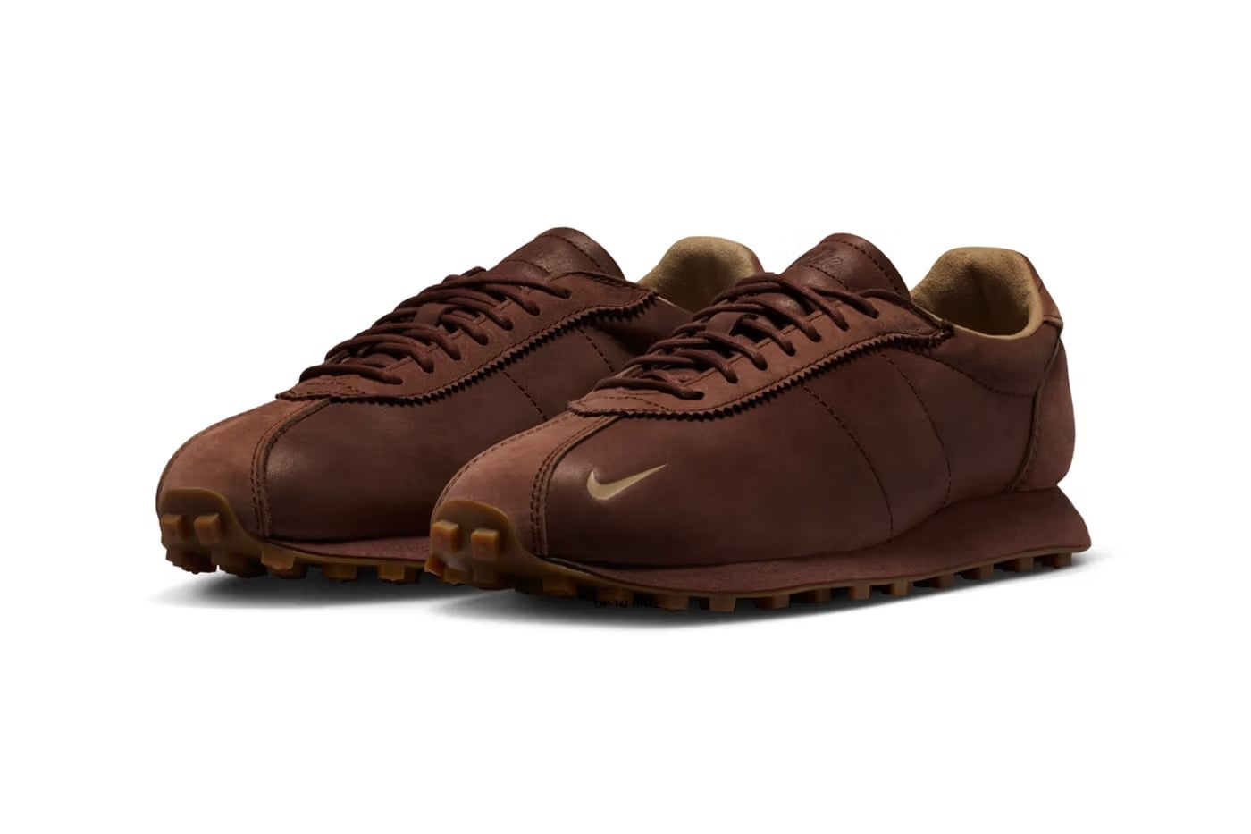 highxtar Aritzia Nike LD 1000 3 min Pronašli smo savršene braon patike, i (naravno) u pitanju su retro Nike