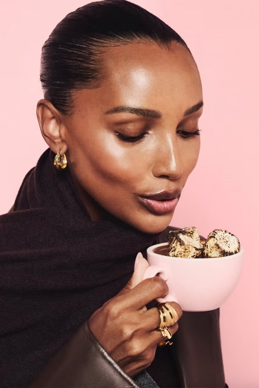 laneige hot cocoa lip sleeping maska 4 min Laneige i Jasmine Tookes lansiraju limitiranu Hot Cocoa Lip Sleeping Mask