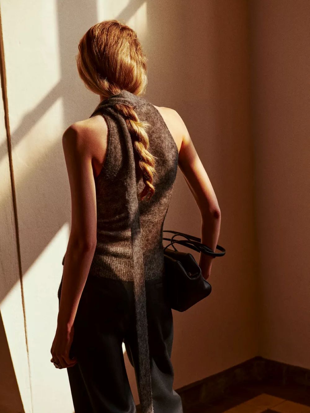 masso pleteni top min Massimo Dutti noviteti: 12 komada iz jesenje kolekcije u koje vredi investirati