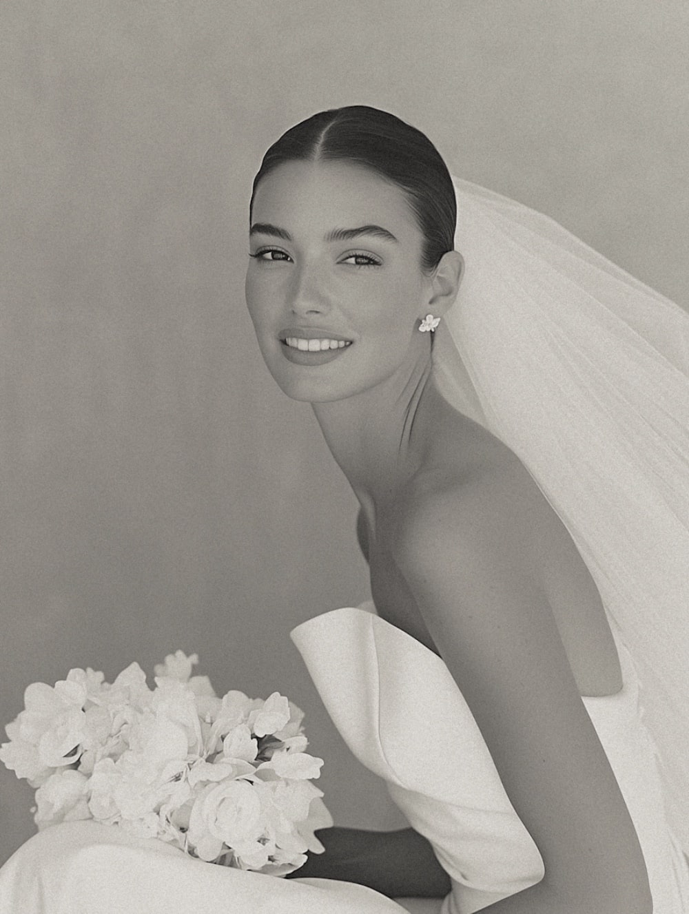 Da li je vreme za redefinisanje tradicije prezimena u braku? promena prezimena u braku 3 min Da li je vreme za redefinisanje tradicije prezimena u braku?