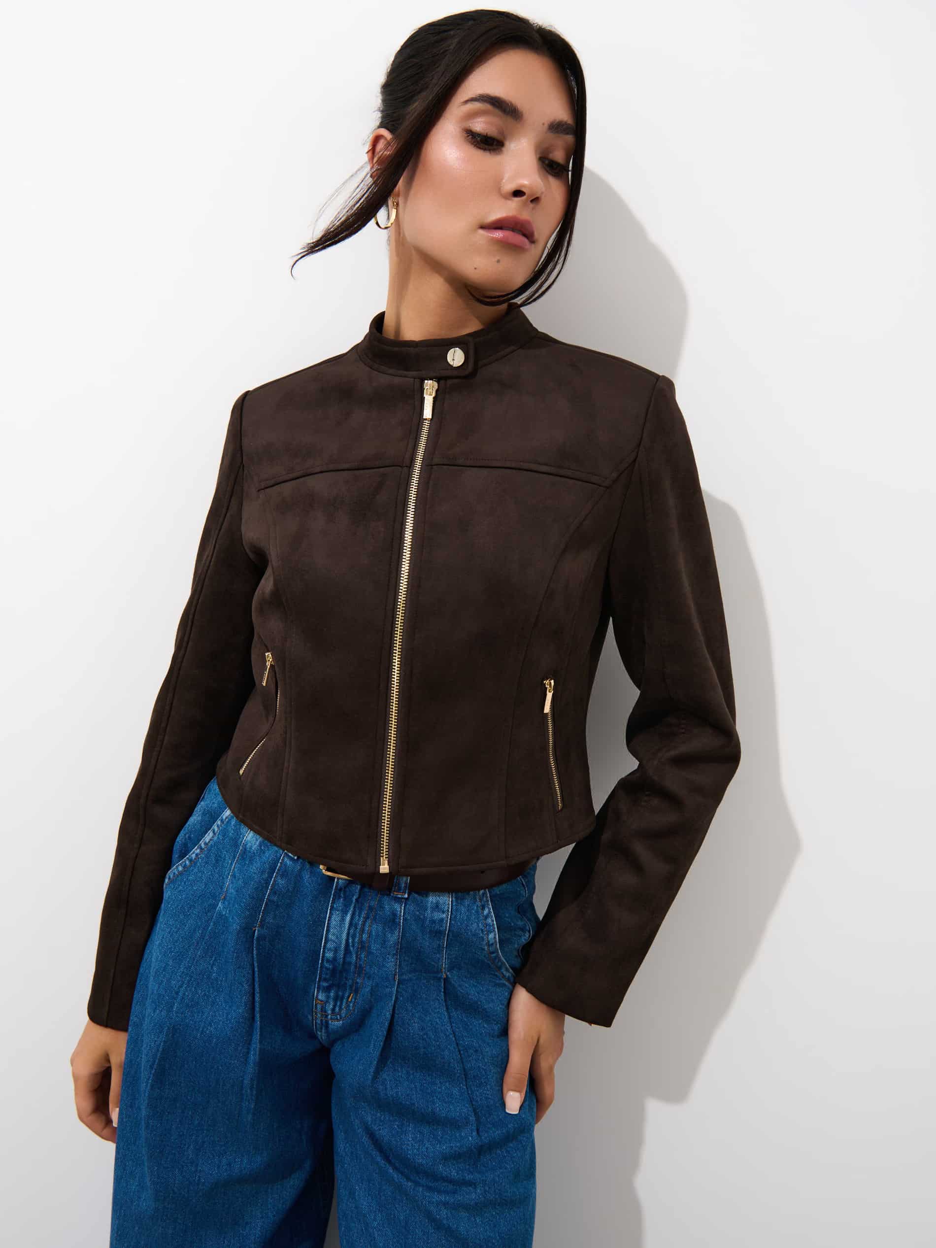 699FH 88X 003 1 1051889 8 min Jakne i mantili od prevrnute kože 2025: Modeli kojima nećete odoleti