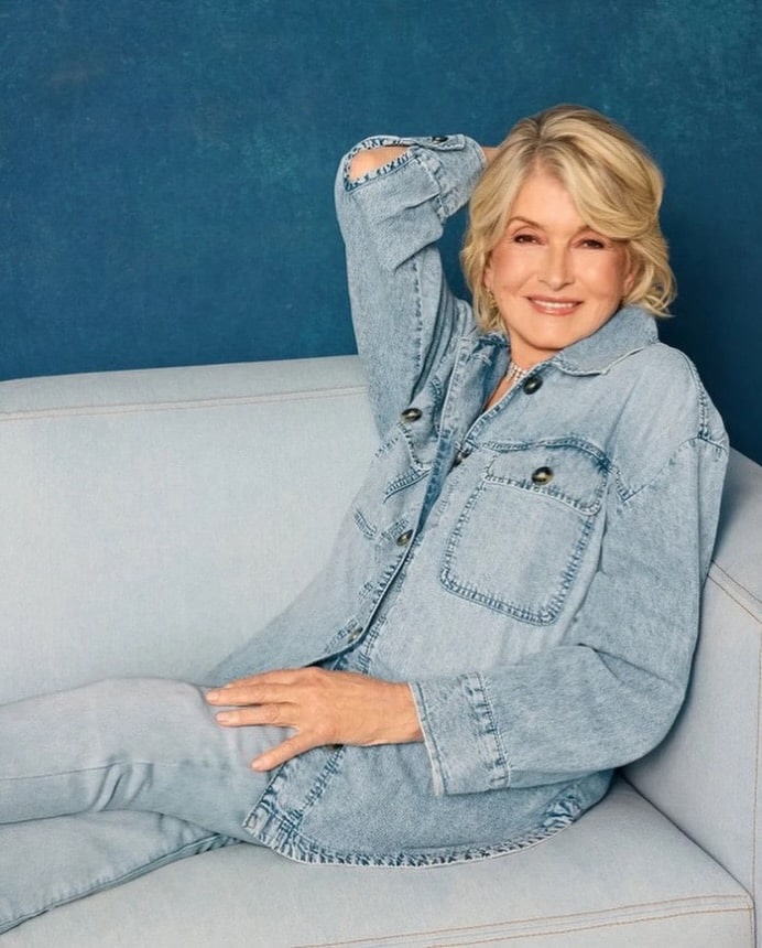Martha Stewart u American Eagle kampanji: Plot twist koji niko nije očekivao (ali obožavamo) SnapInsta Ai 3775904847217220208 min Martha Stewart u American Eagle kampanji: Plot twist koji niko nije očekivao (ali obožavamo)