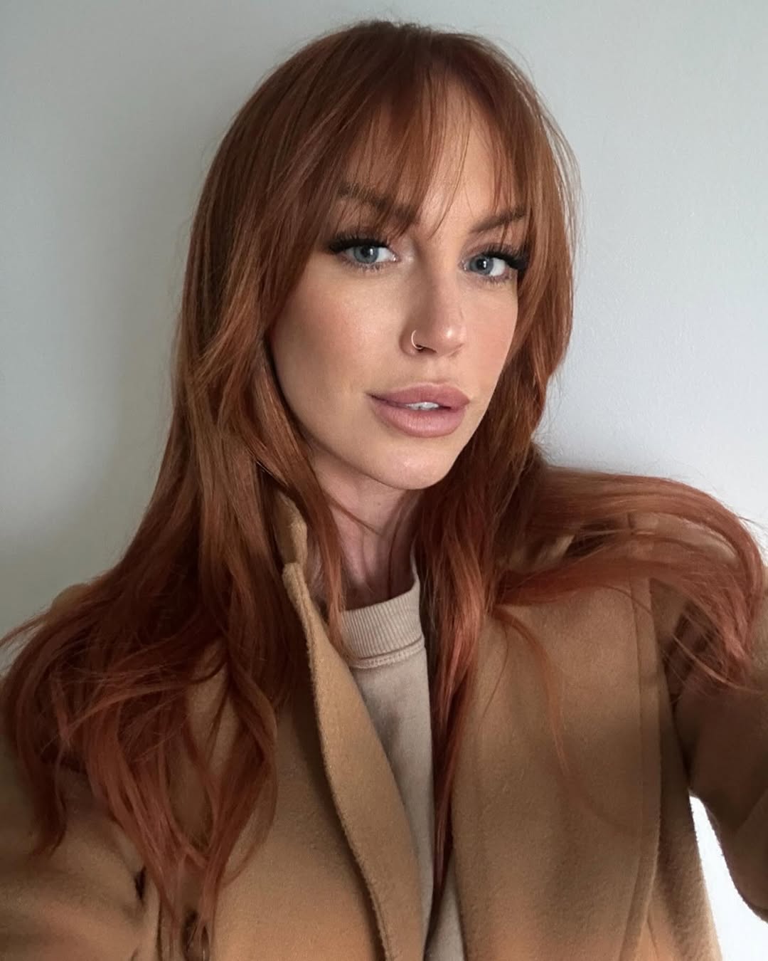 SnapInsta.to 470686027 605576575332517 5556308701301362500 n Vreme je za promenu: Ovo su zimske boje kose koje će dominirati