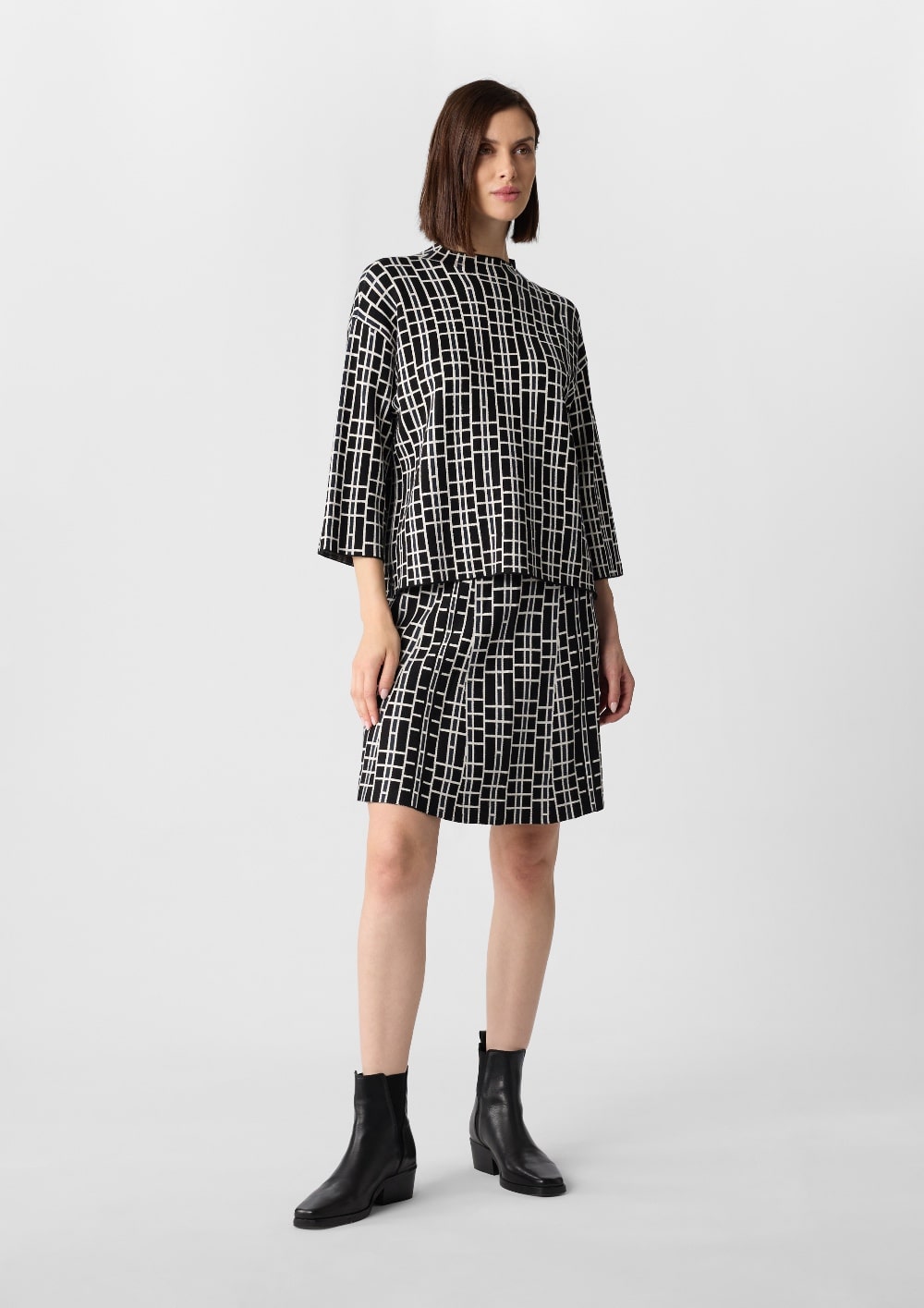 comma setovi min Minimalan trud, maksimalan efekat   ovi Comma setovi će biti vaša uniforma od jutra do večeri