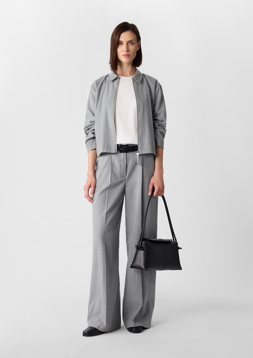 comma setovi sivi min Minimalan trud, maksimalan efekat   ovi Comma setovi će biti vaša uniforma od jutra do večeri