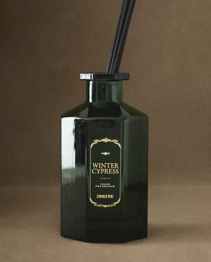 zara mirisni osvezivac winter cypress min Zara Home novogodišnja dekoracija: Najlepši ukrasi za dom i poklone