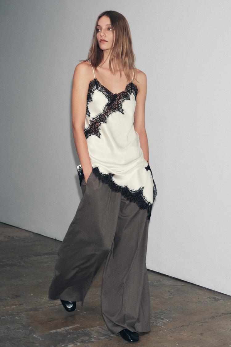 Donosimo 6 načina kako da stilizuješ najviralniji Zara top tokom praznične sezone 05919200070 a3 Donosimo 6 načina kako da stilizuješ najviralniji Zara top tokom praznične sezone