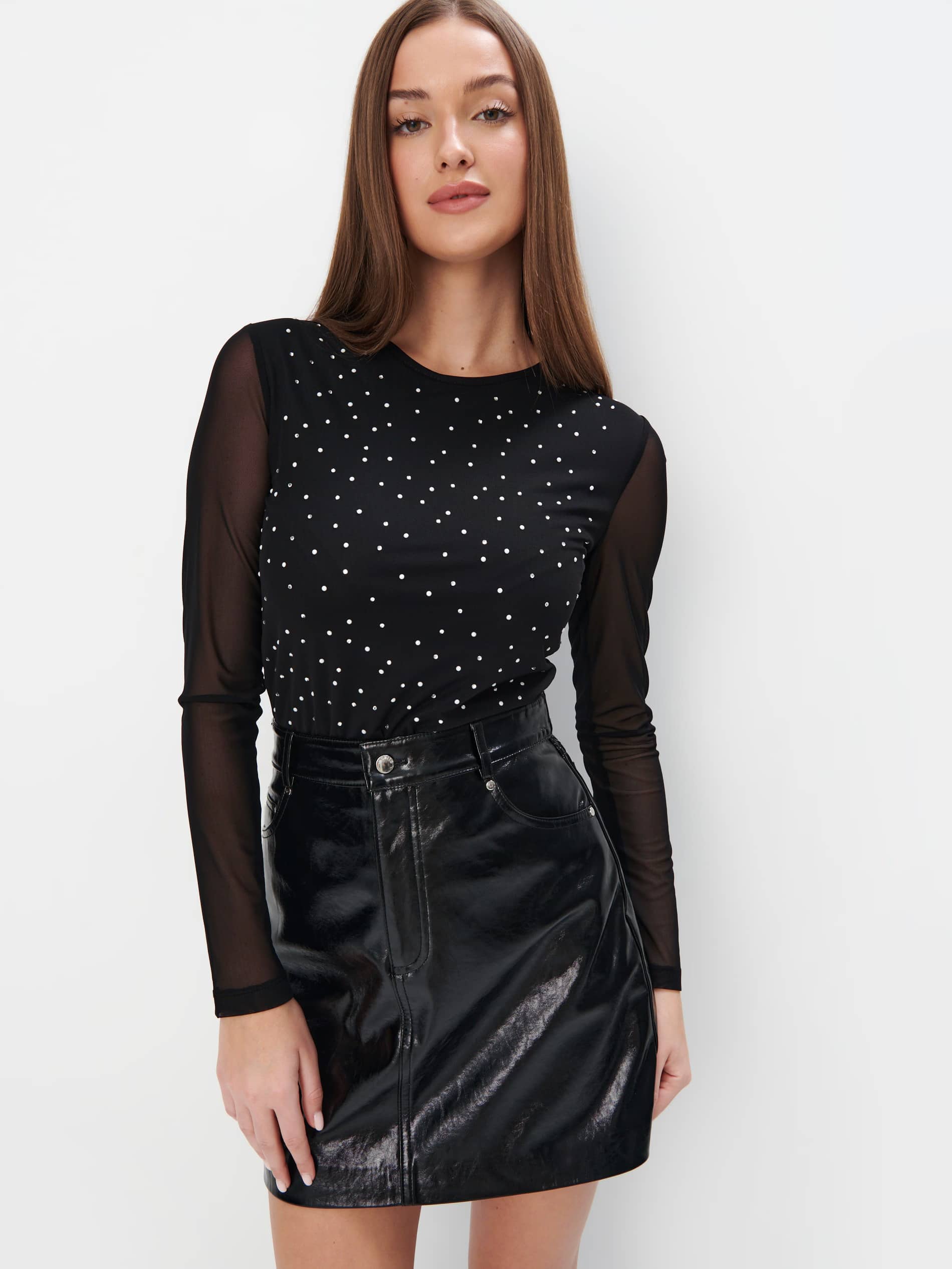 320BP 99X 001 1 928282 1 min Last minute lista: Komadi do 5000 dinara za doček Nove godine