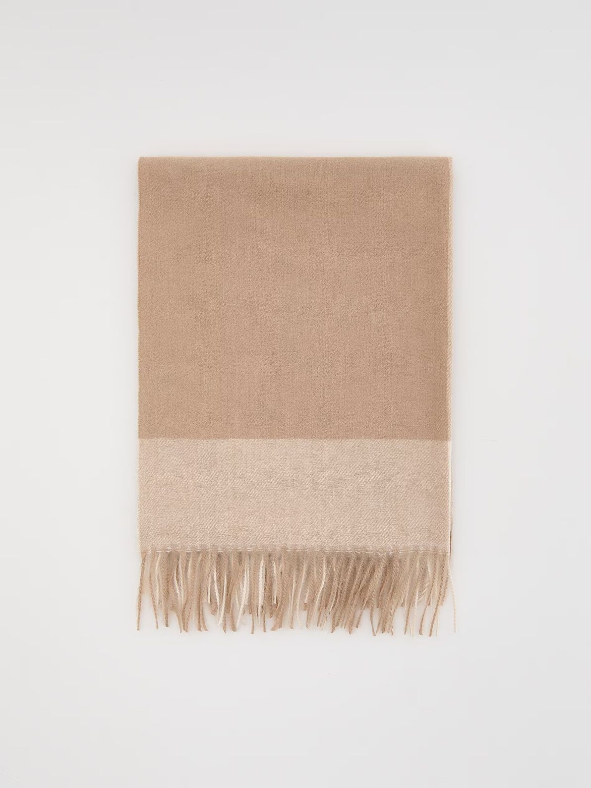 WNB izbor zimskih aksesoara koji upotpunjuju svaki autfit 718FD 12X 010 1 1058031 1 WNB izbor zimskih aksesoara koji upotpunjuju svaki autfit