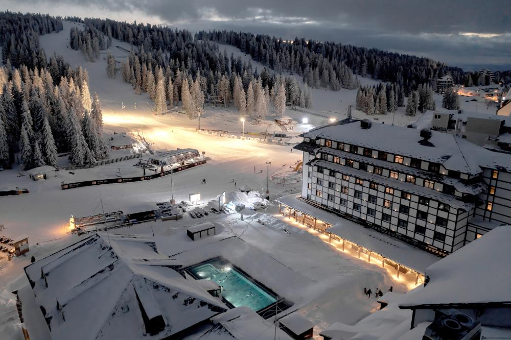 Hotel Grand Kopaonik Goran Bregović ekskluzivno u novogodišnjoj noći u Hotelu Grand na Kopaoniku