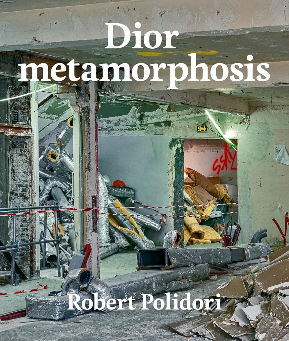 Coffee table knjige koje bismo rado poklonili (ili zadržali za sebe) dior metamorfozis min Coffee table knjige koje bismo rado poklonili (ili zadržali za sebe)