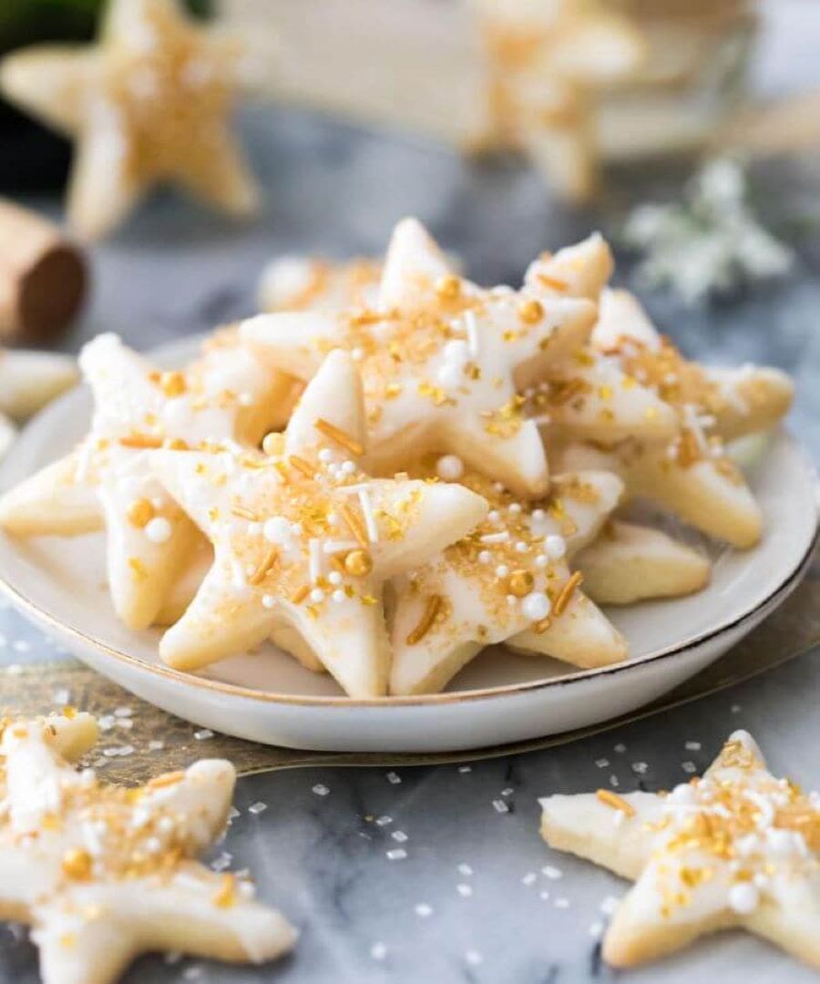 Šta spremiti za Novu godinu? Brzi i efektni praznični recepti jelo 9 zvedice od sampanjca min Šta spremiti za Novu godinu? Brzi i efektni praznični recepti