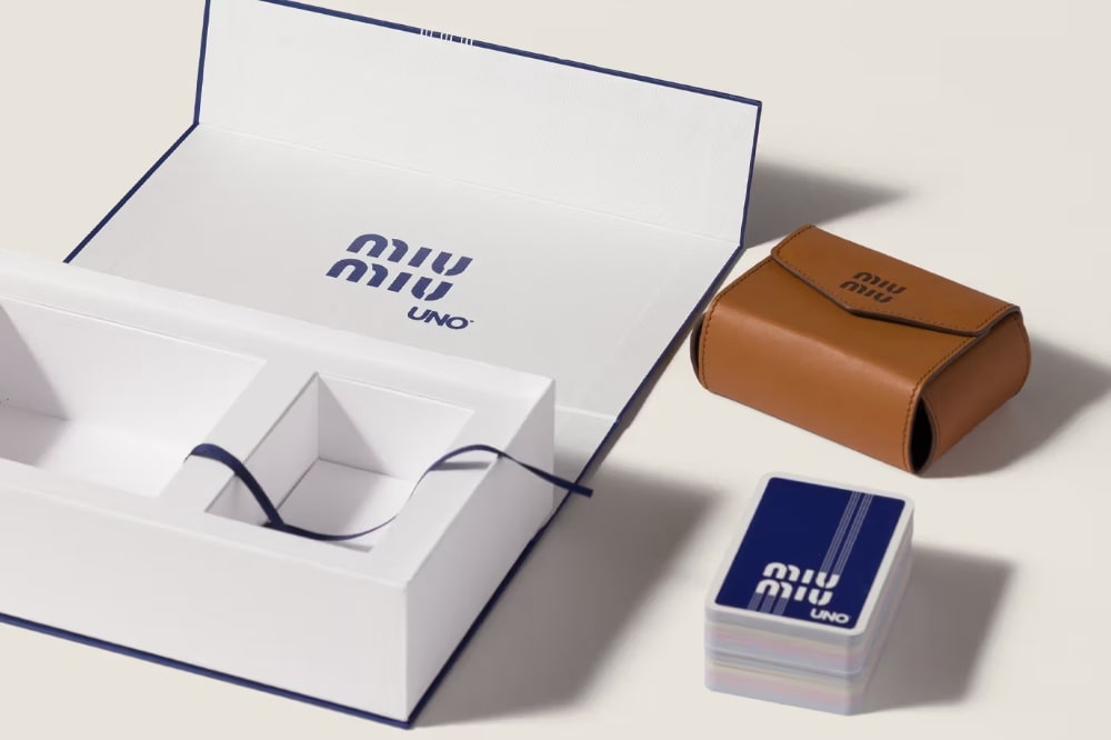 Igre za modne insajdere: Zašto svi žele Jenga Bottega i UNO x Miu Miu? miu miu uno luksuzne drustvene igre min Igre za modne insajdere: Zašto svi žele Jenga Bottega i UNO x Miu Miu?