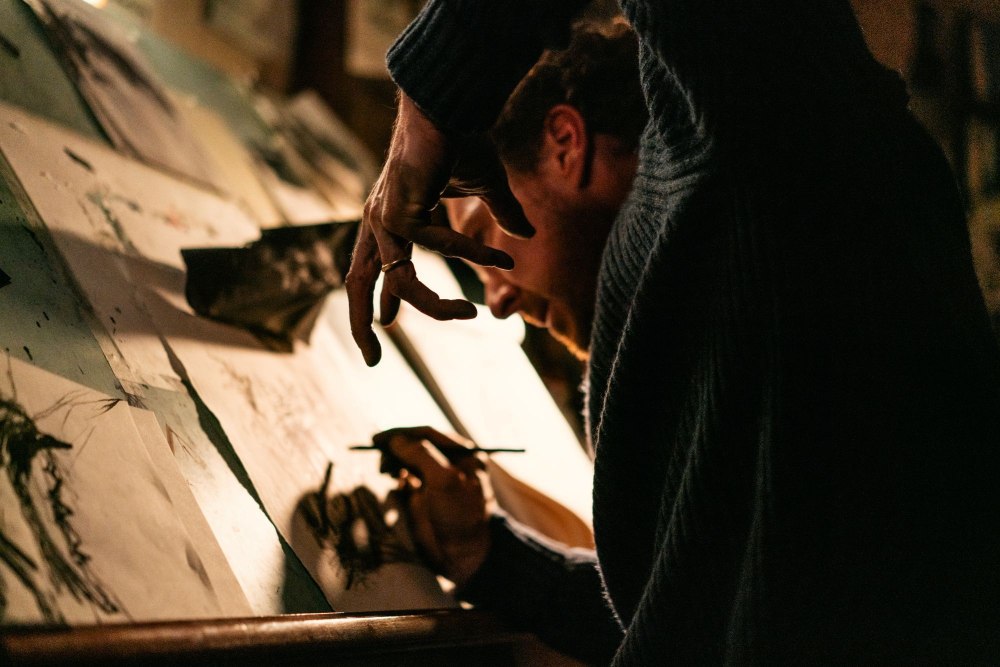 BFF 2026 donosi filmove sa Anđelinom Džoli, Džodi Foster, Benediktom Kamberbačom i Džesikom Čestejn Kadar iz filma Pernato stvorenje foto THE BRITISH FILM INSTITUTE CHANNEL FOUR TELEVISION CORPORATION BFF 2026 donosi filmove sa Anđelinom Džoli, Džodi Foster, Benediktom Kamberbačom i Džesikom Čestejn