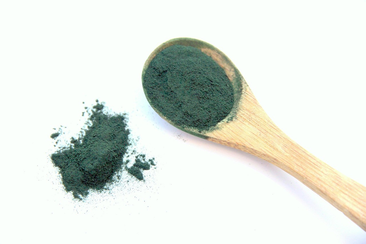 spirulina 1829077 1280 1 Spirulina je nova superhrana za kosu (ne samo za smoothie)