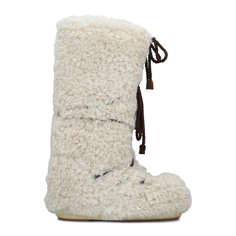 unisex cizme mb icon curly extra ecru 80D1403070 L007 Kako prepoznati dobre čizme za sneg: 5 stvari koje ne preskačemo + predlozi iz domaće ponude