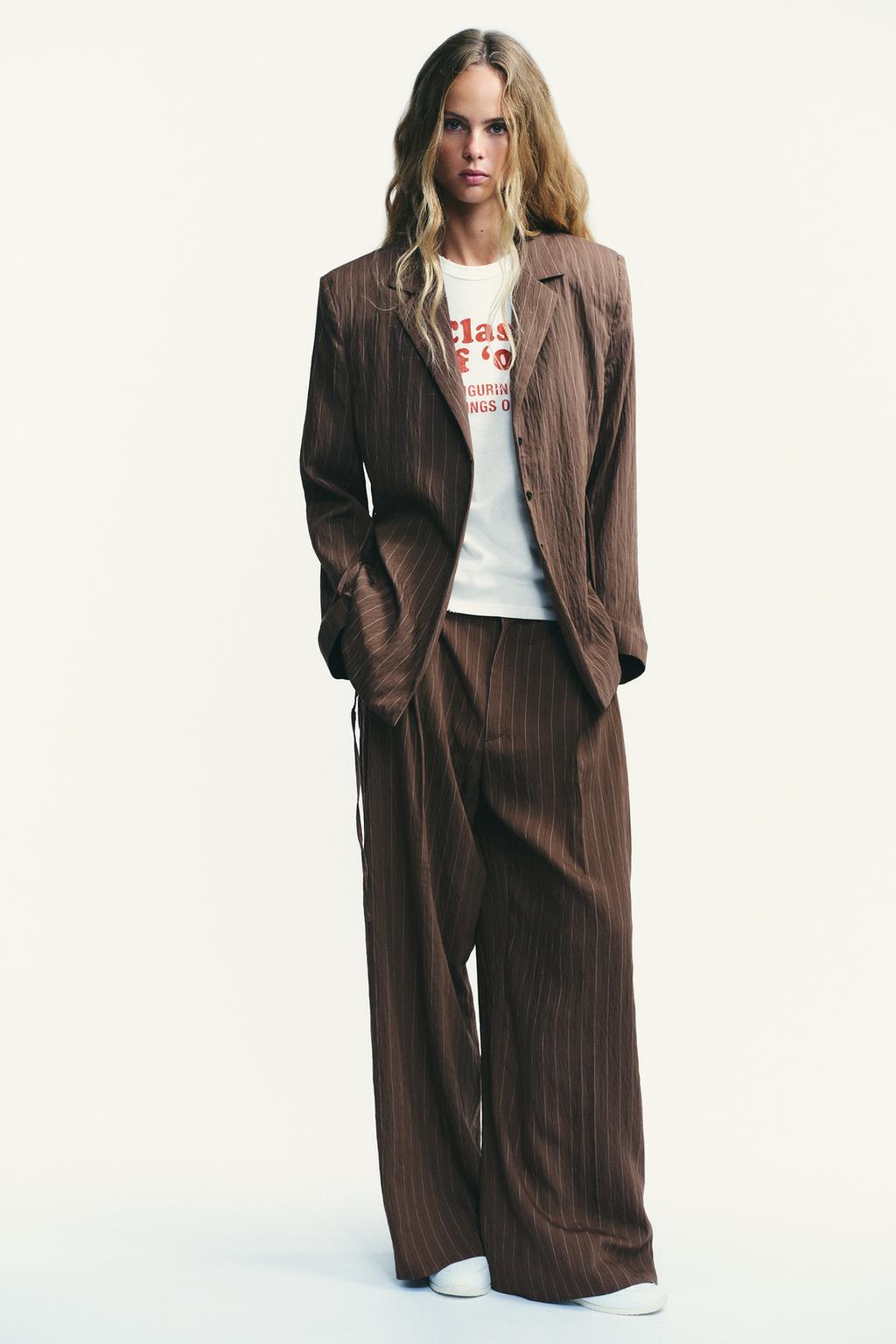 04661517087 p Pantalone sa preklopom su alternativa klasičnim krojenim pantalonama