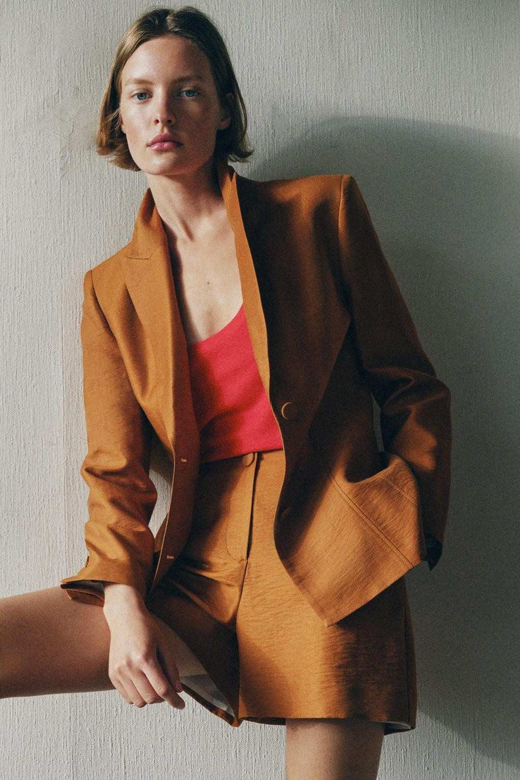 Zara diktira paletu: 6 boja koje će dominirati prolećnom sezonom 02597771309 000 p1 Zara diktira paletu: 6 boja koje će dominirati prolećnom sezonom