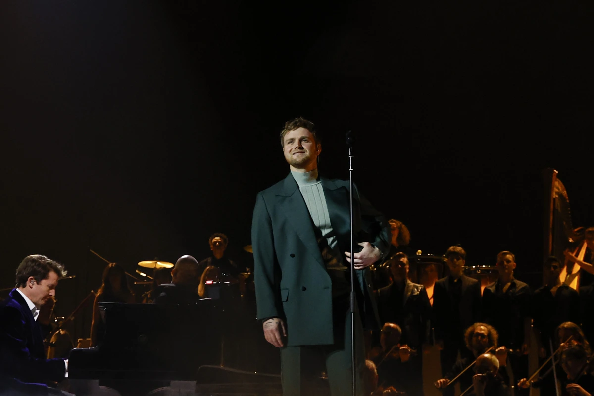  BRIT Awards 2026: Nastupi, pobednici i “rising” imena koja Srbija već strimuje