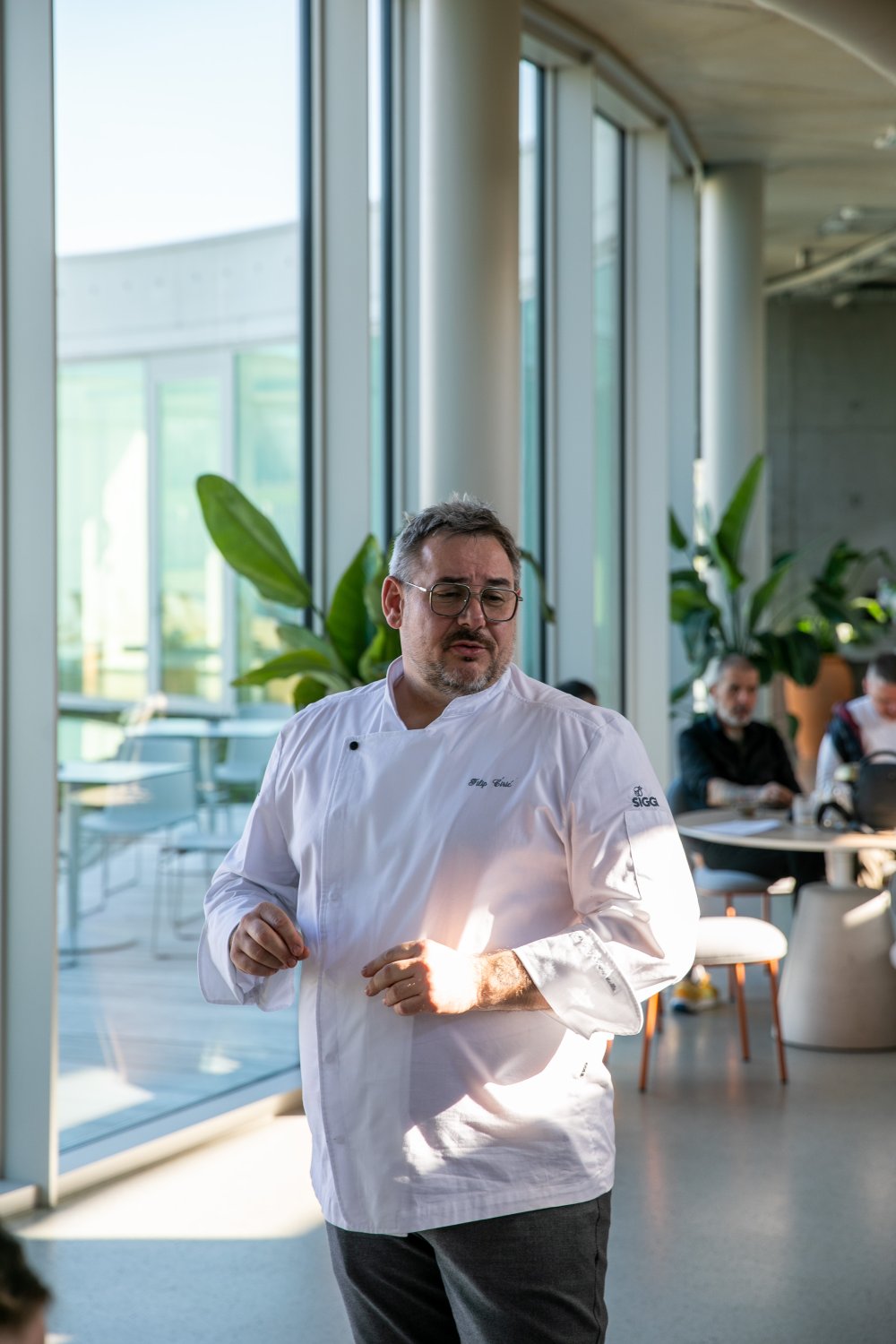 Range Rover Ekata Estatea 1 Range Rover u Ekata Estate: Moderni luksuz u srcu Šumadije