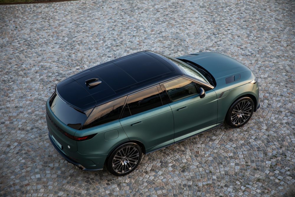 Range Rover Ekata Estatea 2 Range Rover u Ekata Estate: Moderni luksuz u srcu Šumadije