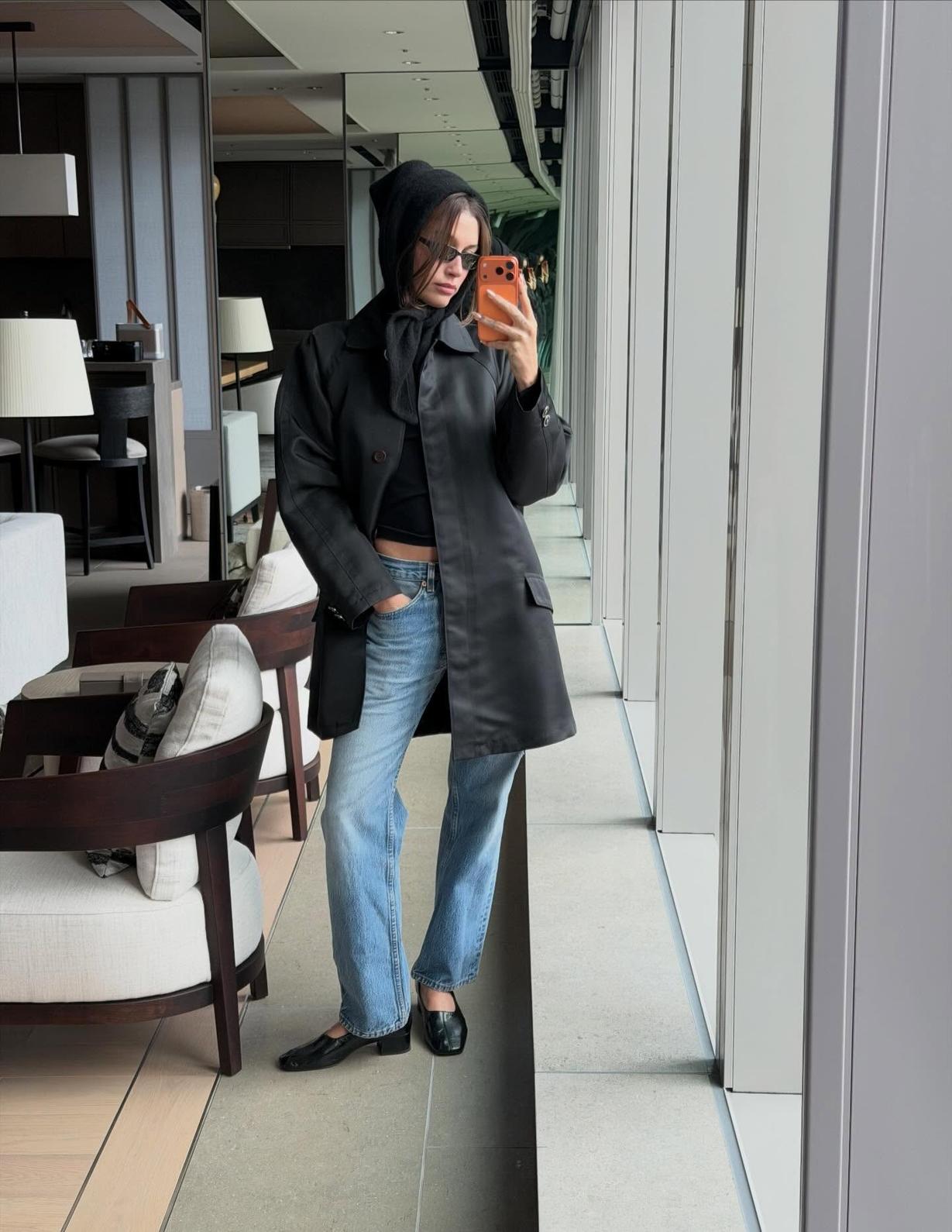 haileybieber 1772491002 3844255575048341647 7141291 1 Ovih 5 autfita Hailey Bieber za prelazni period vredi sačuvati kao inspiraciju