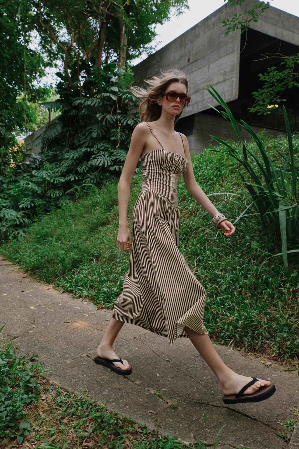 00858159104 p 1 Sezona haljina je zvanično počela, a Zara ima najnosivije modele