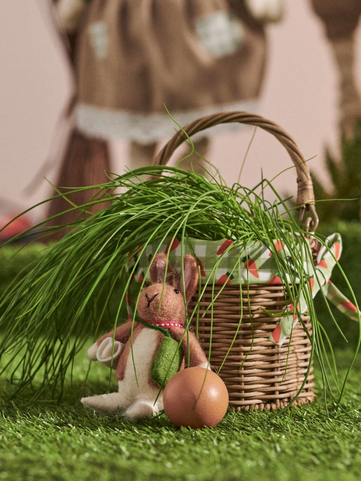 Uskršnja dekoracija 2026: Zara Home, H&M Home, Pepco i Sinsay favoriti 291EE 08M 001 1 932142 1 Uskršnja dekoracija 2026: Zara Home, H&M Home, Pepco i Sinsay favoriti