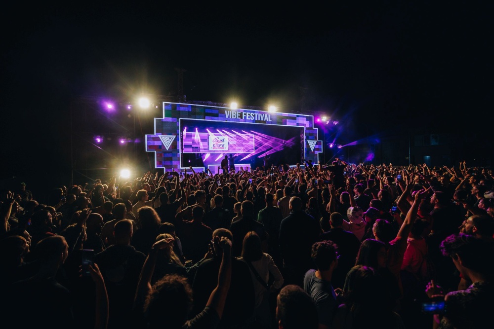VIBE festival VIBE Festival ponovo stiže u Kragujevac: Tri dana muzike, umetnosti i urbane energije