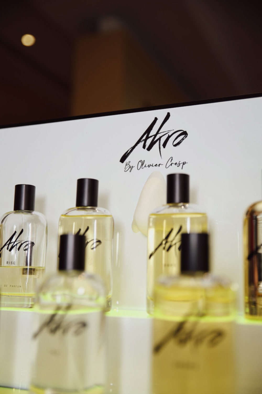 AKRO je stigao u Beograd, a Olivier Cresp nam je otkrio kako miriše savremeni gourmand AKRO parfemi 5 AKRO je stigao u Beograd, a Olivier Cresp nam je otkrio kako miriše savremeni gourmand
