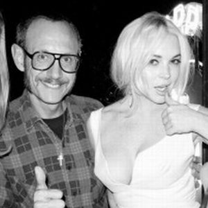 Trach Up: Lindsay Lohan proganja slavnog fotografa