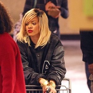 Trach Up: Rihanna ne može da se ugoji