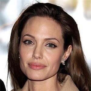 Trach Up: Angelina Jolie progovorila