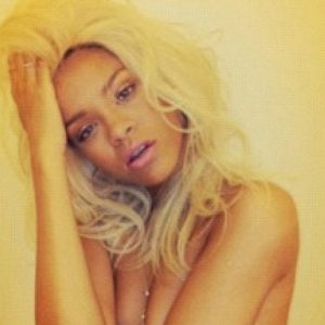 Trach Up: Rihanna opet gola