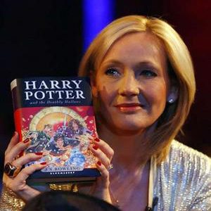 Trach Up: J.K. Rowling izdaje novi roman